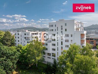 Ev.č. ZL04624 Novostavba bytové jednotky 1+kk je situována v