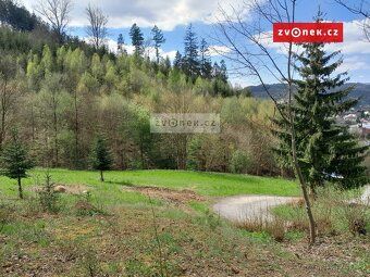 Ev.č. 658666 Pozemek o výměře 1579 m2 je situován v mírném s