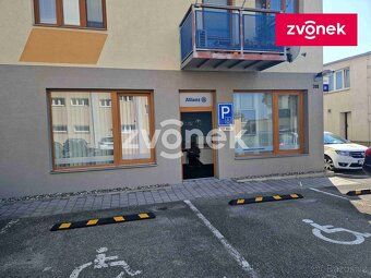 Ev.č. UH00771 Nabízíme exkluzivně do pronájmu komerční kance