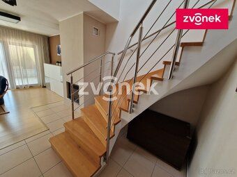 Ev.č. UH00786 Nabízíme exkluzivně k prodeji rodinný dům 4+1 