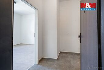 Pronájem světlého bytu 1+kk o výměře 23 m² v čerstvě zrekons