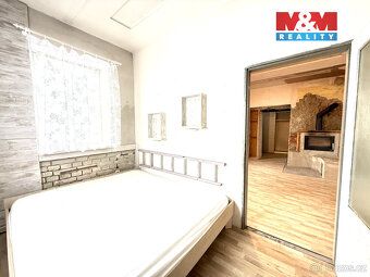 Nabízíme k prodeji chalupu v obci Slatina nad Úpou, která le