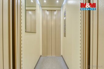 Nabízíme k pronájmu zařízený byt 1+1 o užitné ploše 41 m², n
