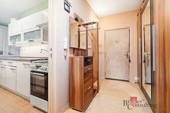 Spacious 4+1 apartment after reconstruction with an elevator and excellent accessibility