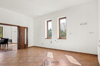 Timeless Architecture and Uncompromising Space Are you longing for a quiet life in the…