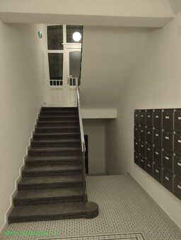 1+kk Strakonická Praha Smíchov 22 m2+8 m2 spací prostor v 1.