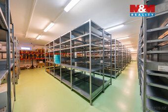 Samostatný komerční areál nabízí ideální zázemí pro firmu hl