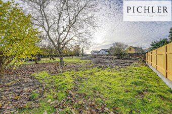 I would like to offer you a building plot in a desirable and quiet location