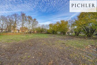 I would like to offer you a building plot in a desirable and quiet location