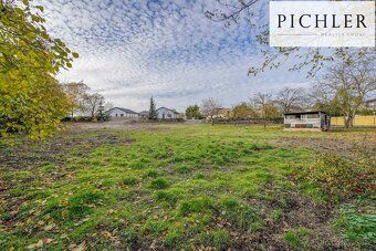 I would like to offer you a building plot in a desirable and quiet location