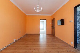 I am offering for sale a cooperative apartment of 3+1 layout with balcony