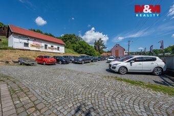 We offer for sale a commercial complex of total area 1845 sqm in
