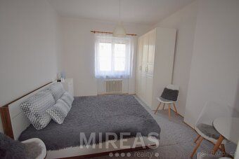 Nabízíme Vám k pronájmu byt 2+1 o ploše 55 m2 v ulici Pod Dr