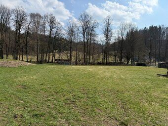 The sold plot is suitable for construction of family house according to valid zoning plan.