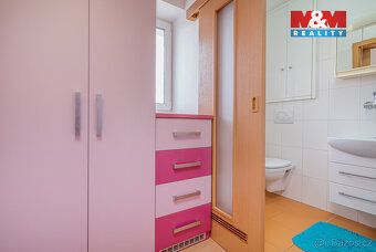 We offer for rent an apartment 2+1 with its own parking space in 