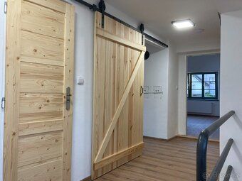 We offer for rent newly renovated attic apartment of size