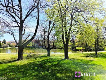Viewing can be booked online on the website of Enesta R