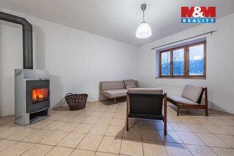 Exclusively offering for sale a spacious property with useful area of 312 m² in Mnichovice…