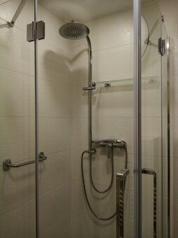 Nabízím k pronájmu moderně a vkusně zařízený byt 1+kk v oblí