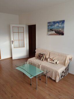 Nabízím k dlouhodobému podnájmu byt 1+kk o velikosti 30m2, k