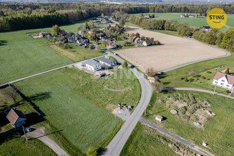We offer for sale a very beautiful, flat and sunny building plot of land that is level and…