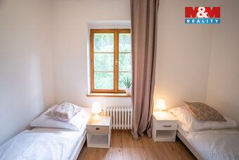 For sale three-story brick guesthouse with restaurant in quiet part of Mukařov (district Mladá Boleslav)