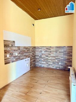 I am offering for sale commercial property in the center of Heřmanov village