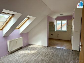 I am offering for sale commercial property in the center of Heřmanov village