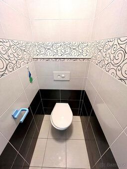 I offer rental of spacious 3BR apartment with balcony in Pilsen, Namesti T.G.