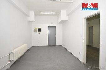 We offer commercial premises for rent of approx.