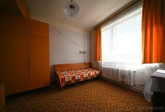 Pronájem slunného bytu 3+1 o 64 m2 v malebné obci Domanín u 