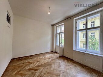 Rent of a brick apartment with 1 bedroom + kitchen on Lublaňská street, Prague 2