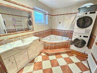 Ref # 20323 We offer for sale a spacious brick family house with