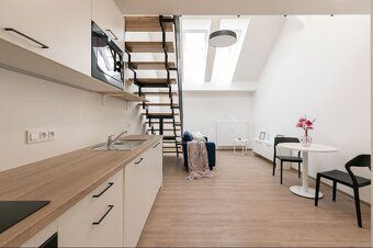 Ref #20327 We offer you a spacious and modern maisonette apartment