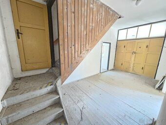 Sale of an extensive property with investment potential – Kroucova, district Rakovnik