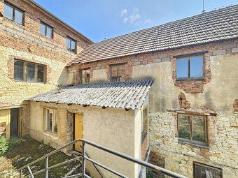 Sale of an extensive property with investment potential – Kroucova, district Rakovnik