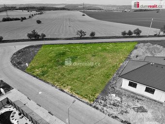 , Nabízíme k prodeji stavební pozemek o výměře 1 065 m² v ob