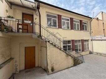 Ref. No. 01625 Looking for quiet living in an attractive part of Prague,