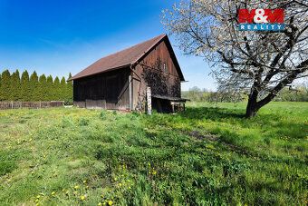 Exclusively we offer for sale a flat plot of land with total area