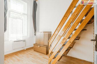 +popl. 2000, elektriku a plyn si nájemce přepíše na sebe, Du