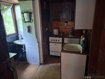 Sale of cottage in picturesque surroundings by the river Berounka with size 