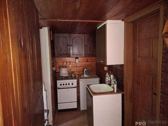 Sale of cottage in picturesque surroundings by the river Berounka with size 