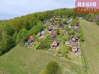 We offer a stone, basement cottage with an entry number of approximately 48 m² usable area…