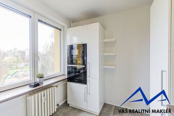 I am offering for sale a completely renovated apartment of layout