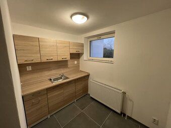 Rental of house (105 m²) with office, garage, garden and solar panels