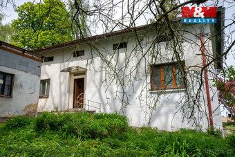 Exceptional investment opportunity in the form of an extensive plot