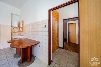 Nabízíme k pronájmu obchodní prostory o celkové výměře 103 m