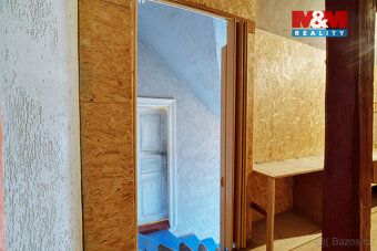 We offer for sale a spacious 2+1 apartment converted to a layout of 4+kk, with usable area of…