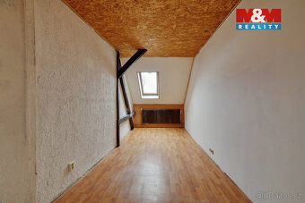 We offer for sale a spacious 2+1 apartment converted to a layout of 4+kk, with usable area of…