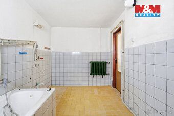 We offer for sale a two-generation family house in a quiet part of Nová Pec
